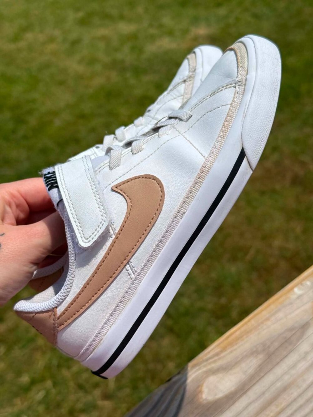Nike Court Legacy Kids 1Y White Tan Clean Girl Minimal Preppy 3415
